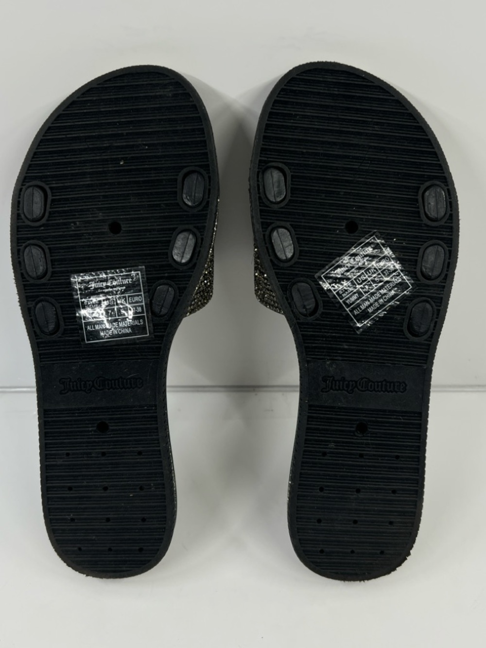 JUICY COUTURE women’s size 7 Gold and Black Bedazzled Slip In Flats Flip Floos - Picture 5 of 8
